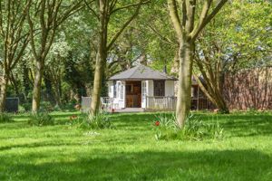 Photo 26- click for photo gallery